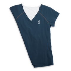 Performance-T Navy | White W